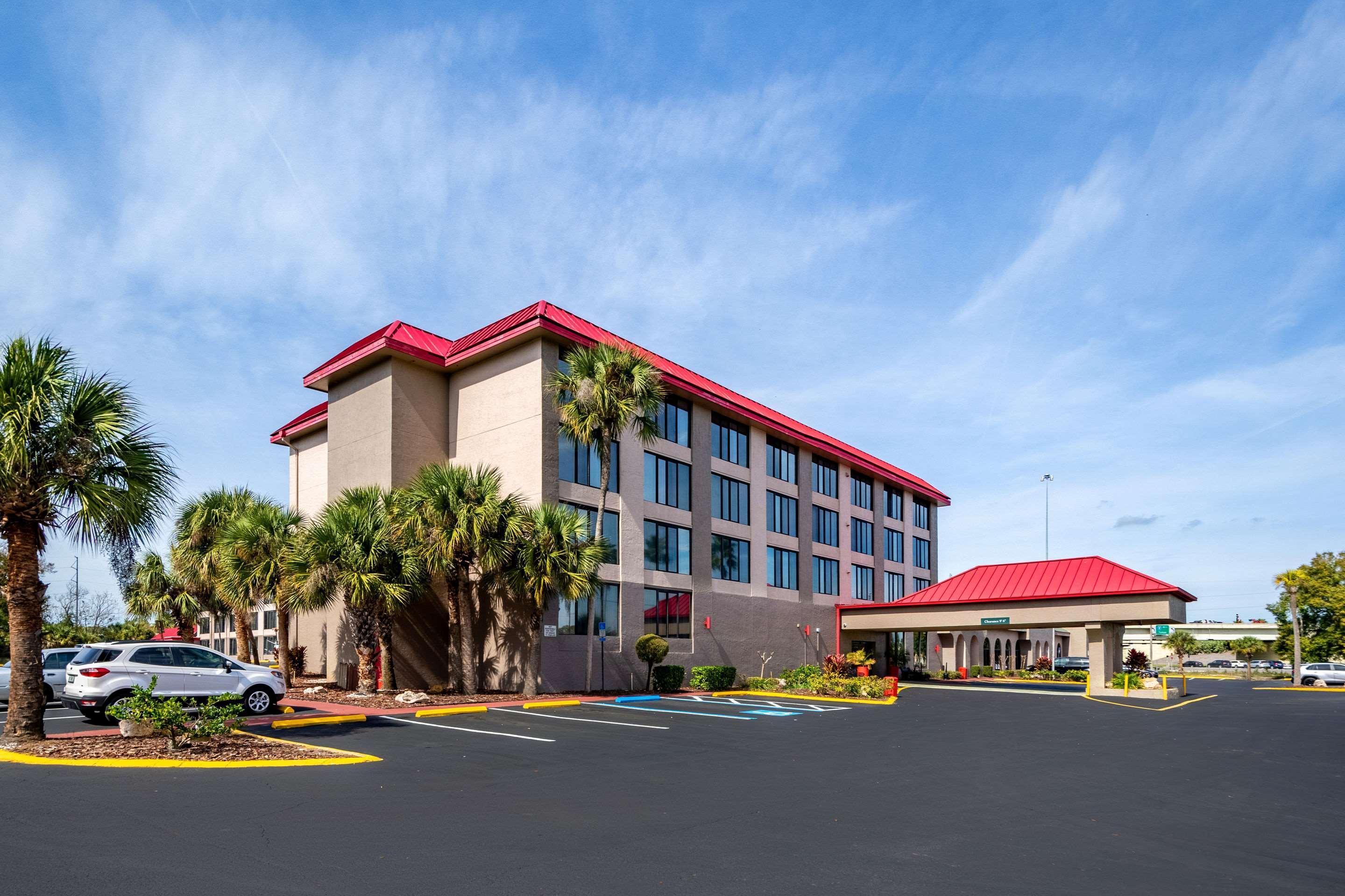 Lakeland Hotel Exterior foto